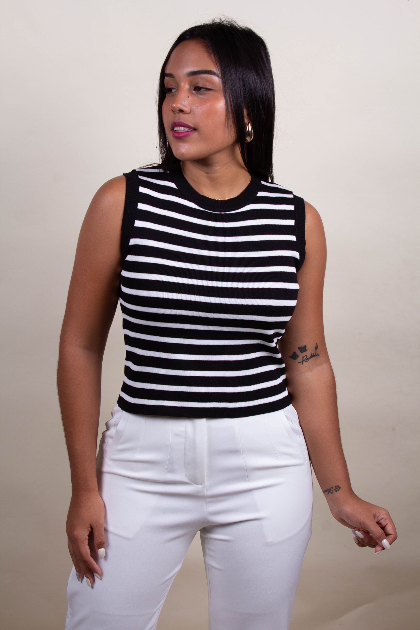 Blusa De Rayas Sin Mangas