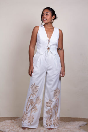 Pantalón y blusa