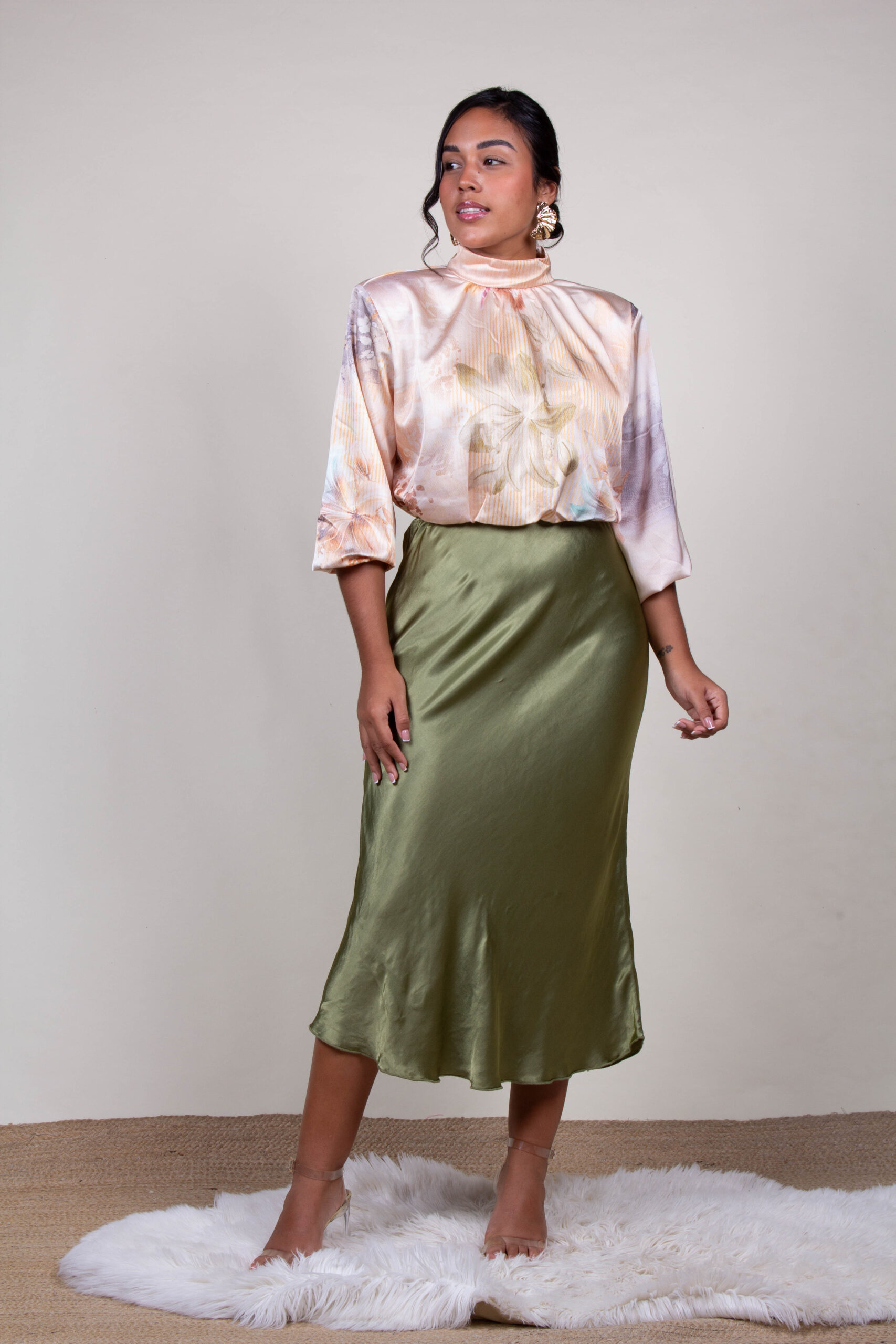 Falda satin