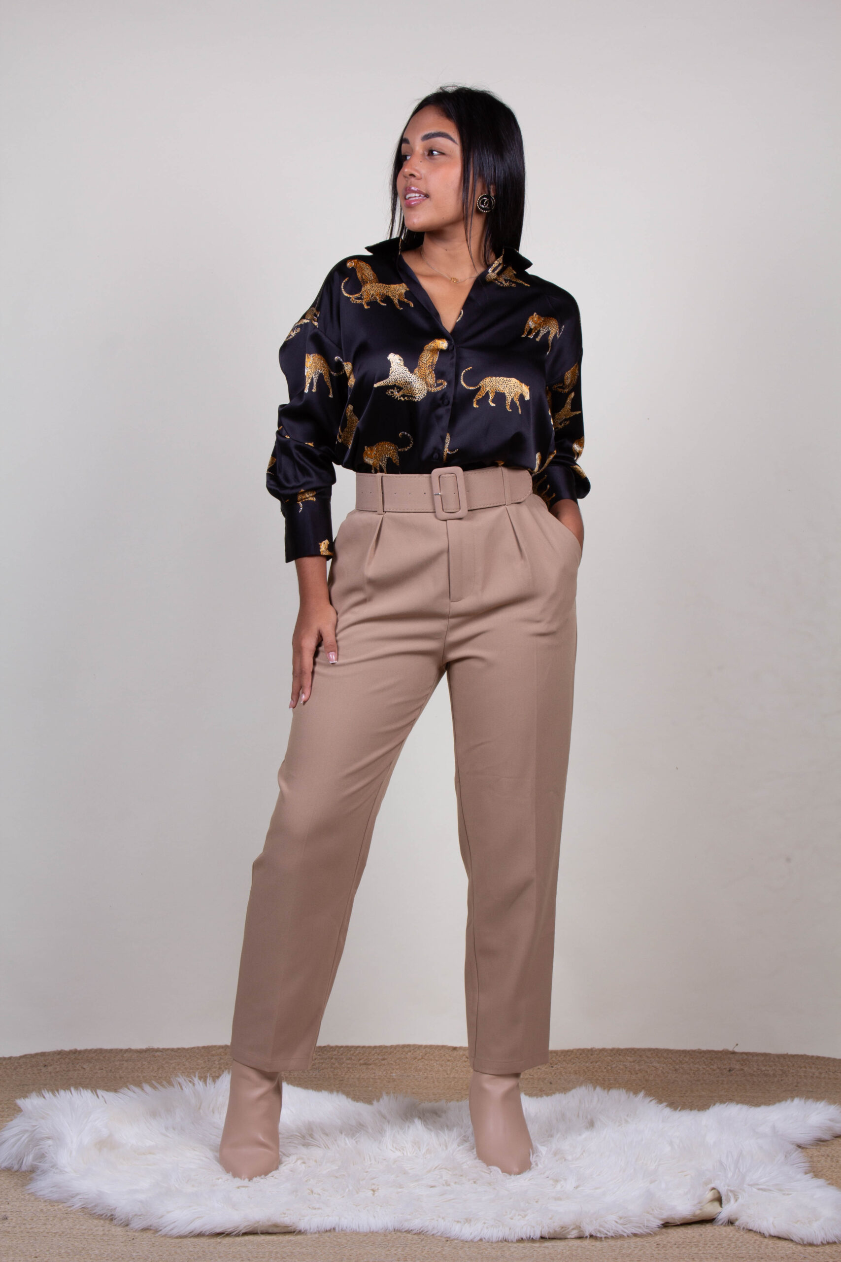 Pantalones con Cinturón