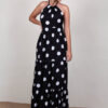 Vestido negro con lunares blancos