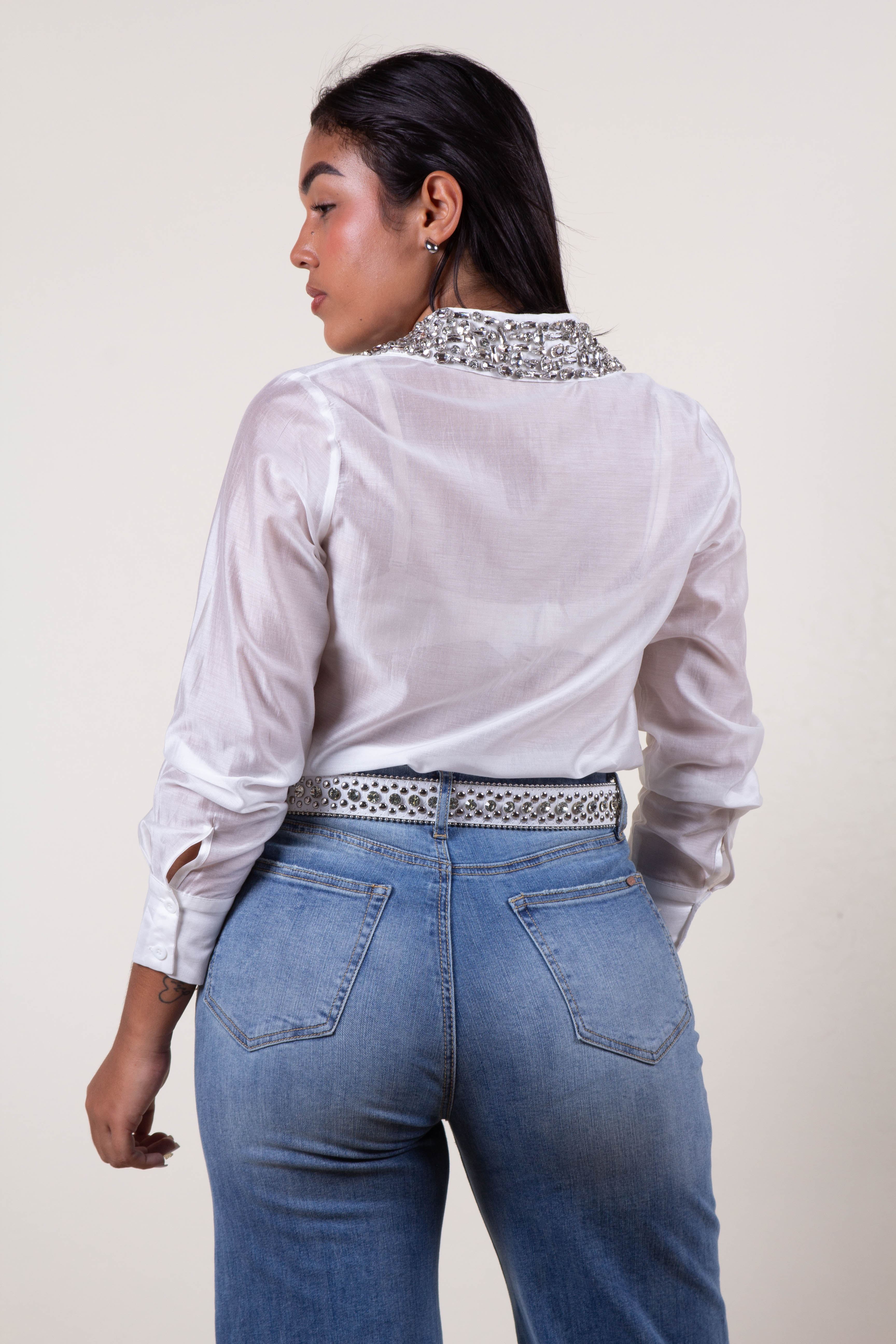 Blusa Pedreria En Cuello