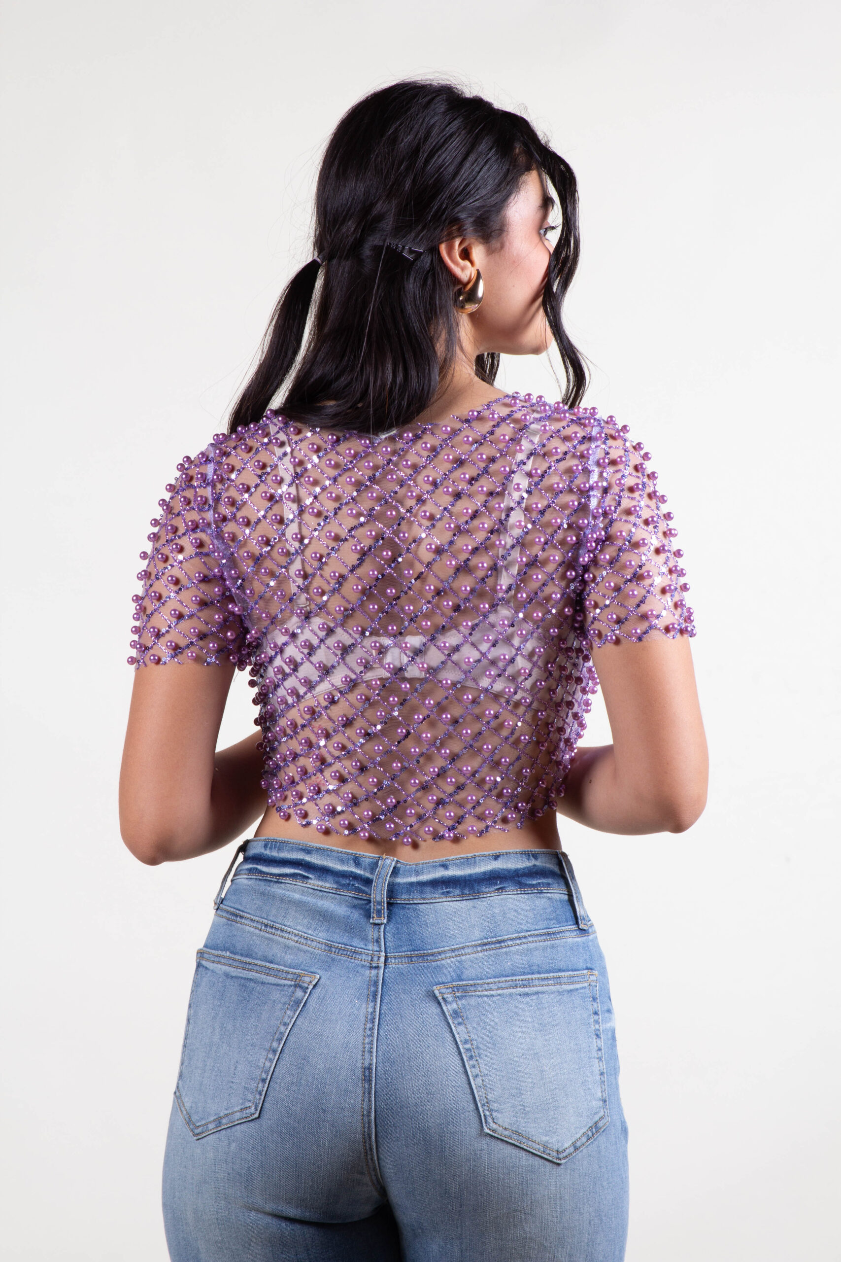Blusa de lentejuelas y perlas