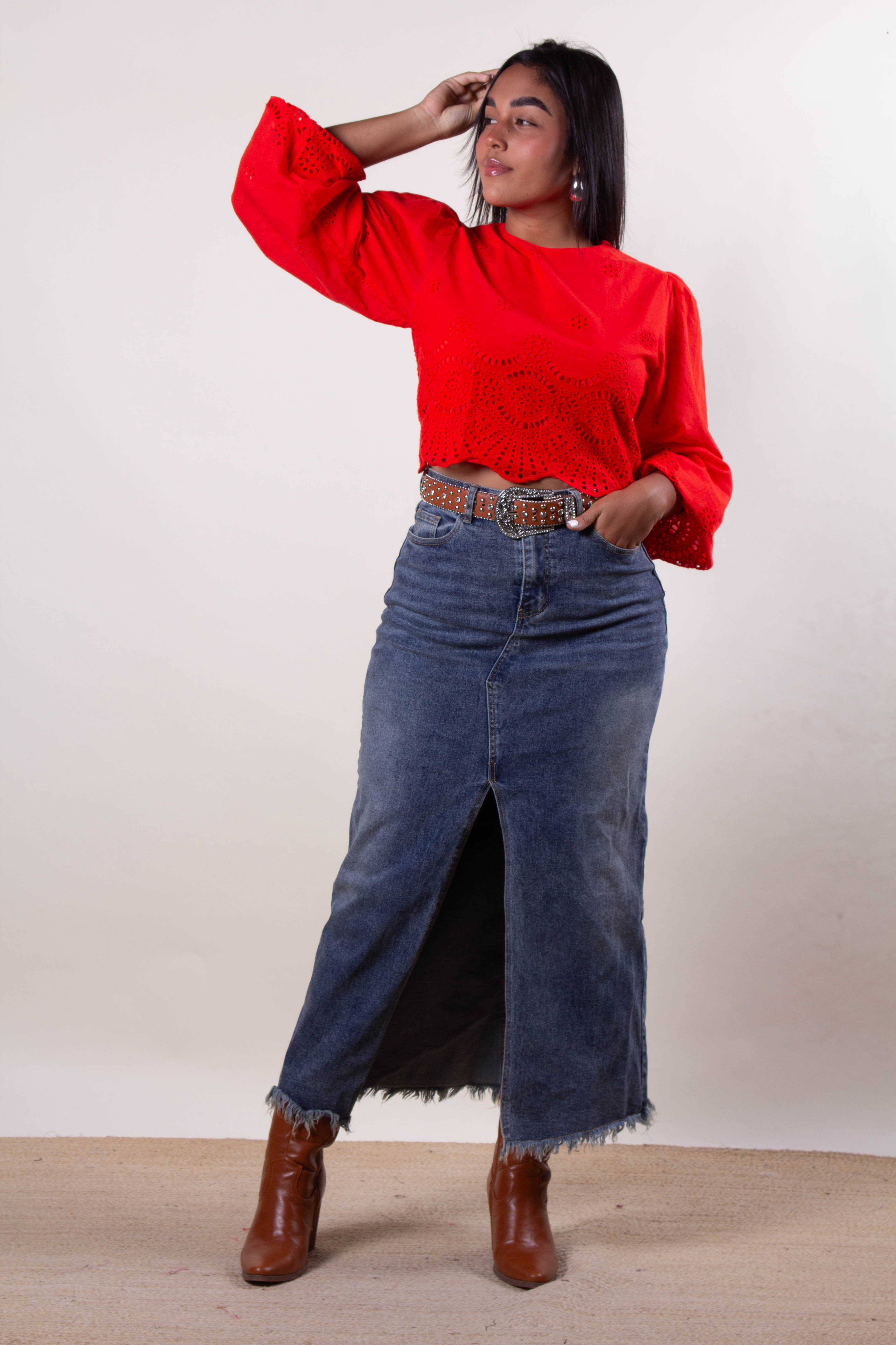 Blusa naranja bordada