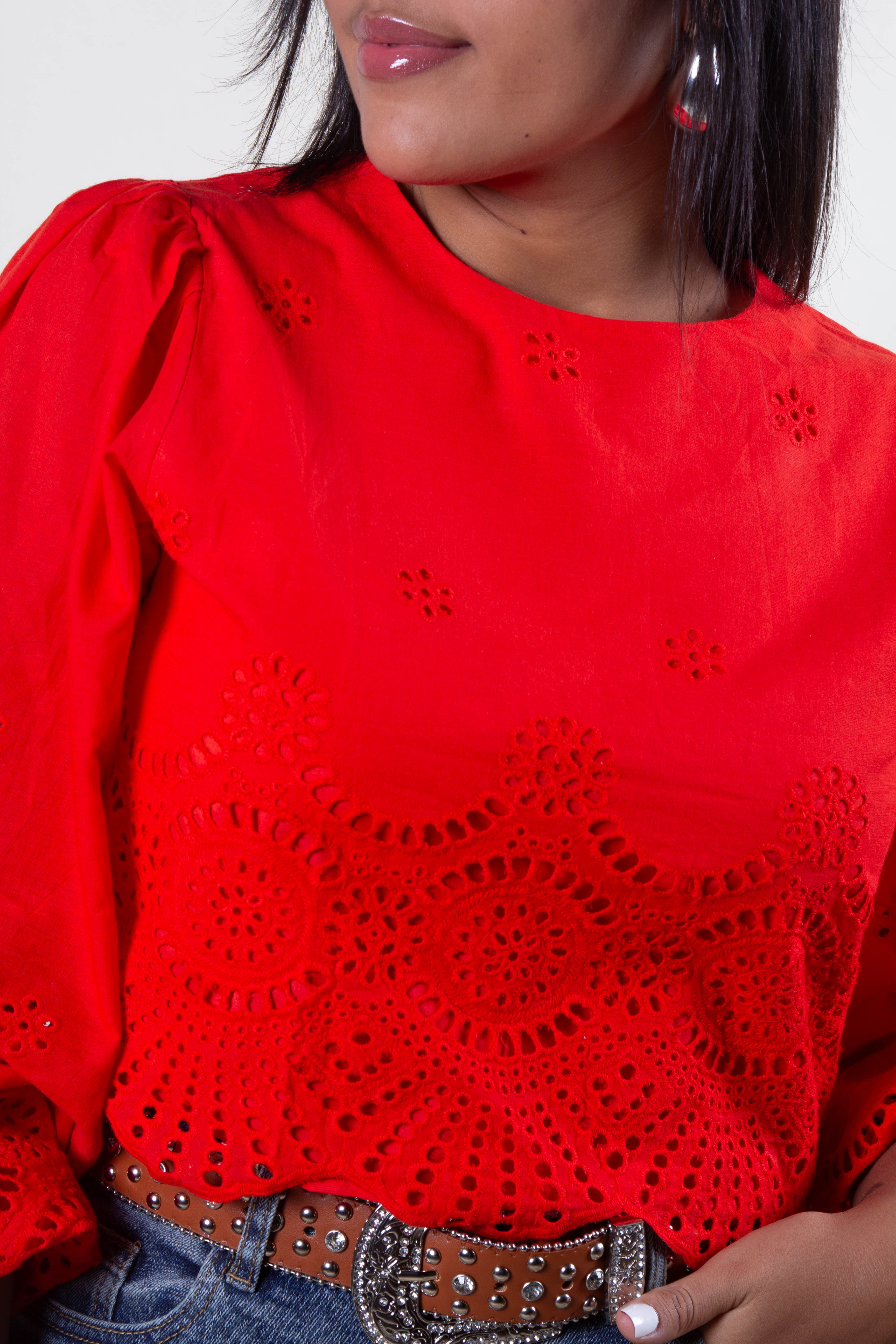 Blusa naranja bordada