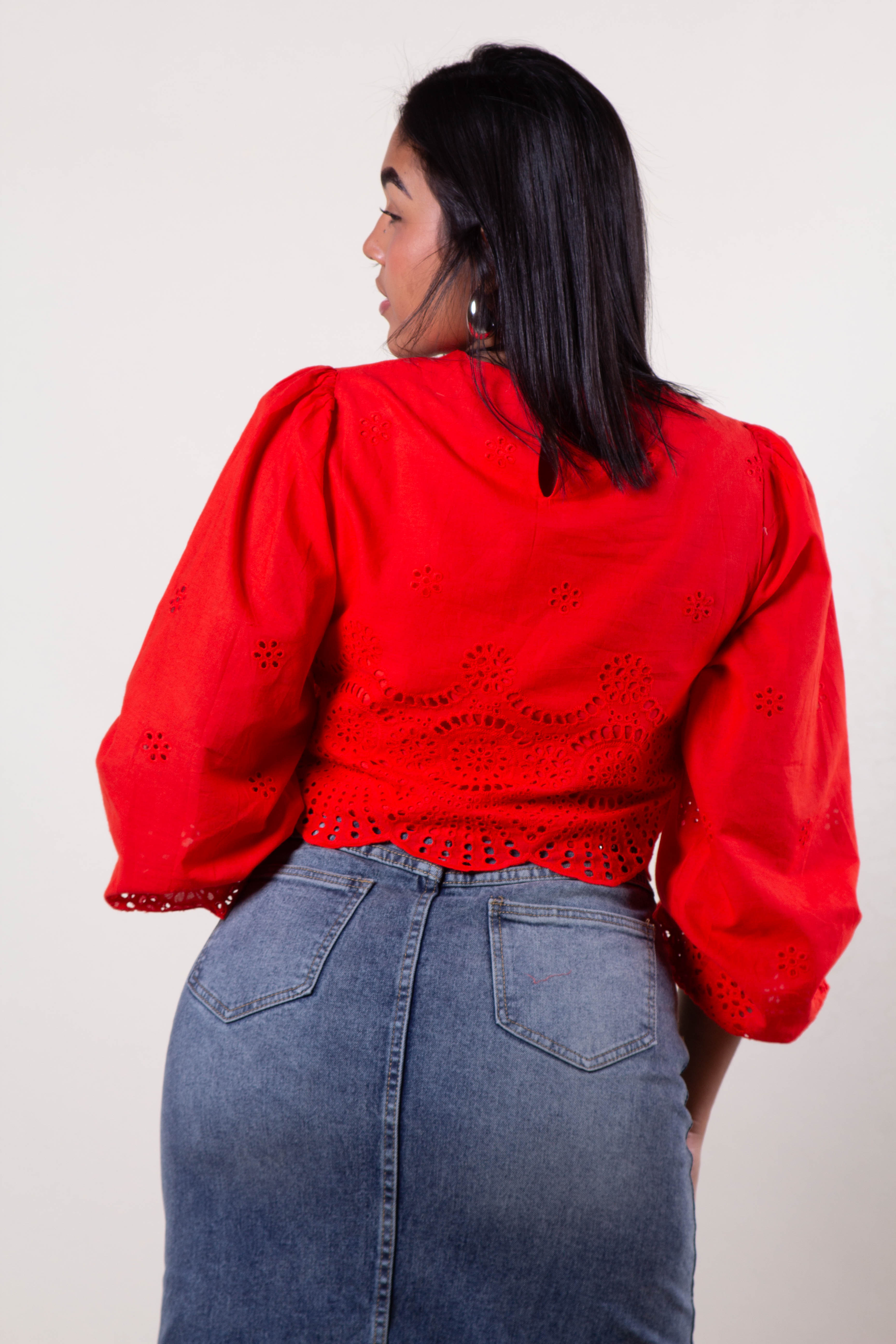 Blusa naranja bordada