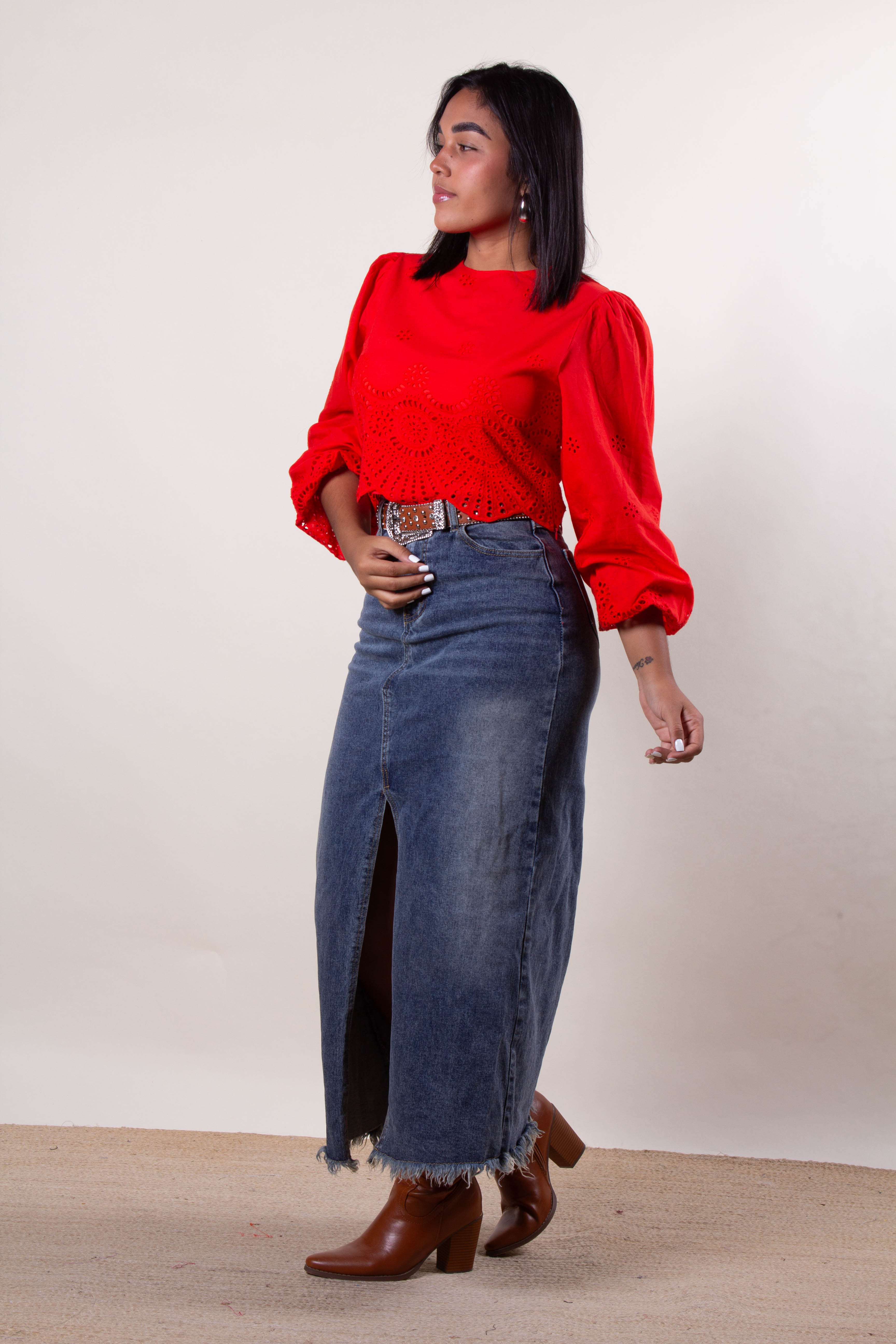 Blusa naranja bordada