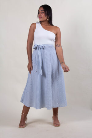 Vestido blanco con celeste