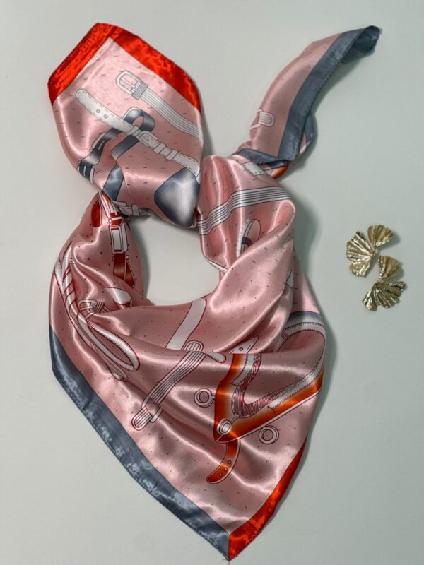 Pañoleta rosada, larga