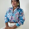 Blusa celeste estampada