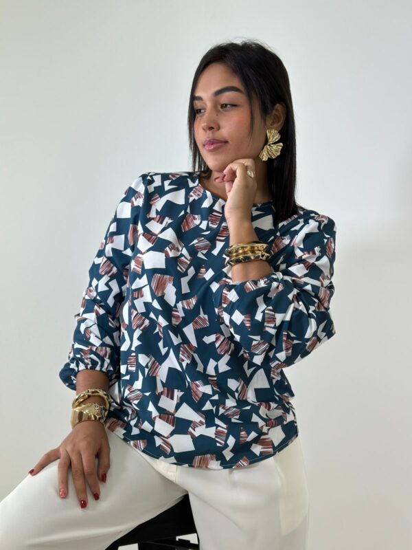 Blusa turquesa estampada