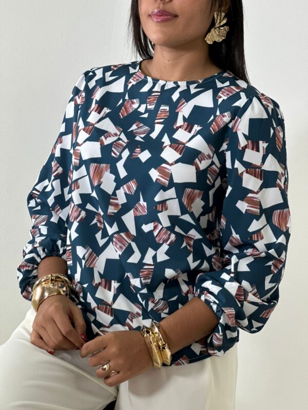 Blusa turquesa estampada