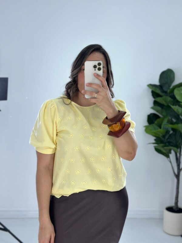 Blusa amarilla